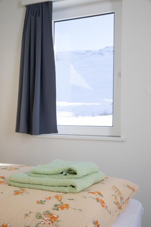 Guesthouse Baegisa Akureyri Exterior photo